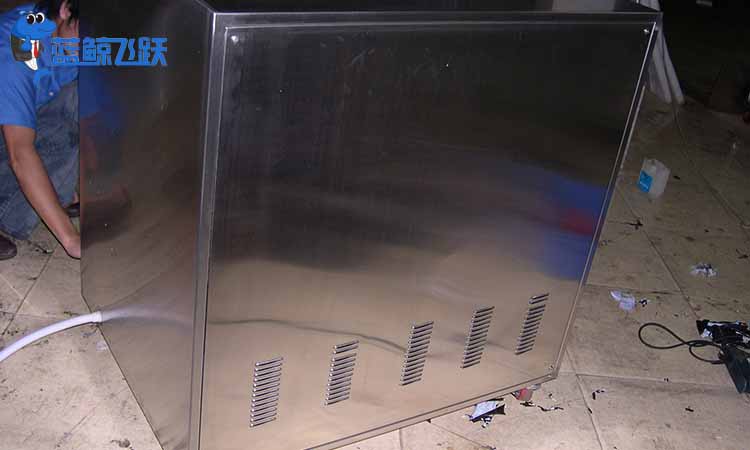 哪里有超声波清洗器的报价 ？（眼镜店用的青青草网站下载一般多少钱？）