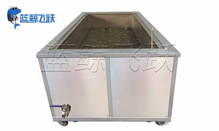 青青草网站下载可以用煤油清洗吗？ 