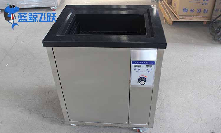 青青草色视频下载青青草网站下载为什么如此受欢迎？