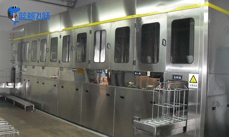 喷射式青青草网站下载的频率选择及清洗效果(青青草网站下载的频率如何选择)