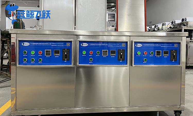 青青草网站下载在家居用品清洗中的应用，如何清洗家居用品？