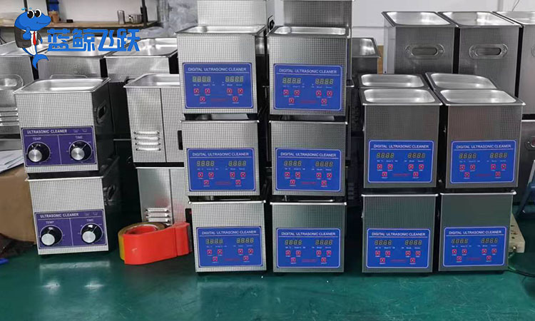 青青草网站下载在纺织工业中的应用：高效、彻底的清洁解决方案