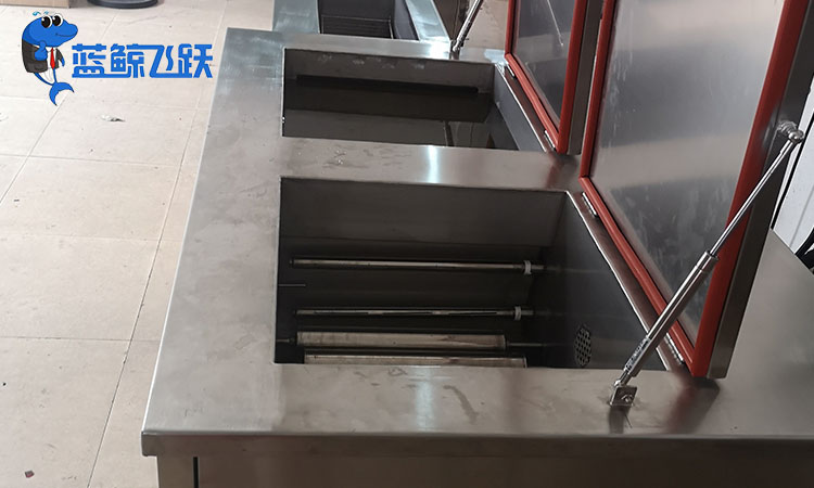 青青草网站下载：高效、快捷的生产清洗解决方案