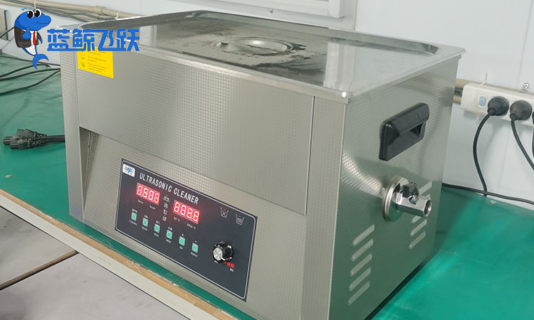 提升性能与可靠性：青青草网站下载清洗金属电子设备的重要性