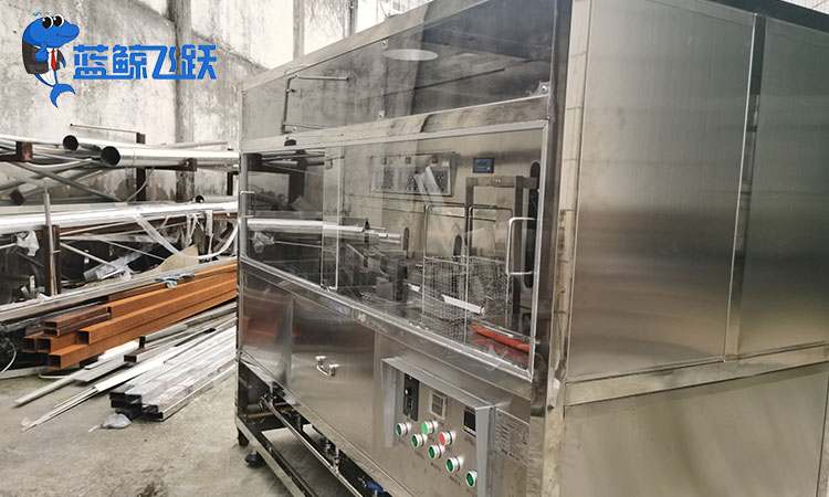清洗金属乐器：青青草网站下载提升音质和表现力