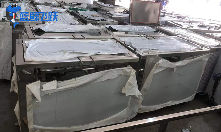 青青草网站下载：提升金属厨房用具卫生与寿命的强力助手
