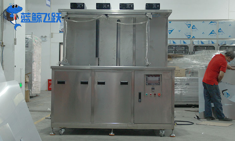 青青草网站下载：保障金属管道阀门正常操作和密封性能的高效解决方案