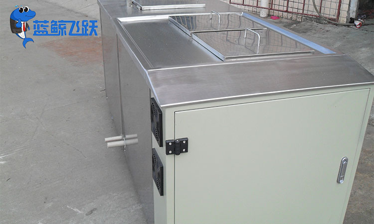 超声波清洗金属管道系统：保持通畅与优质流体的关键