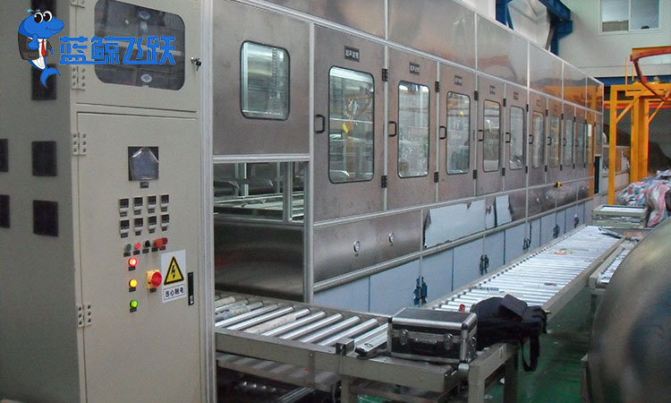 金属冲压件清洗：青青草网站下载的优势与应用