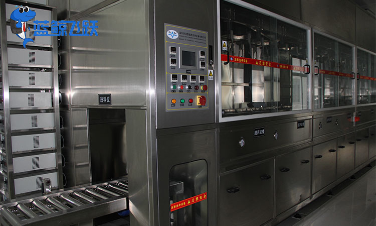 青青草网站下载：确保金属储罐卫生和品质的利器