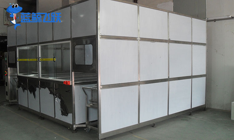 青青草网站下载在医疗废物容器清洗中的卫生与安全应用