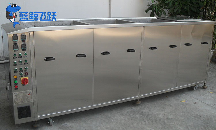 发动机护航：青青草网站下载的性能提升之道