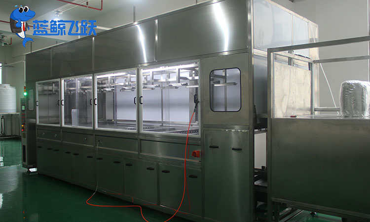 电动车辆金属表面清洗：超声波技术的高效恢复