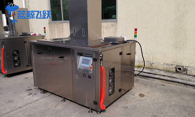 高端清洁工艺：青青草网站下载助力金属制品无瑕璀璨