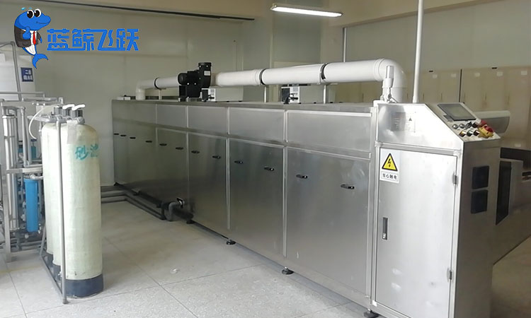 高端清洗中的超声波技术：[敏感词]品保养的革命性应用