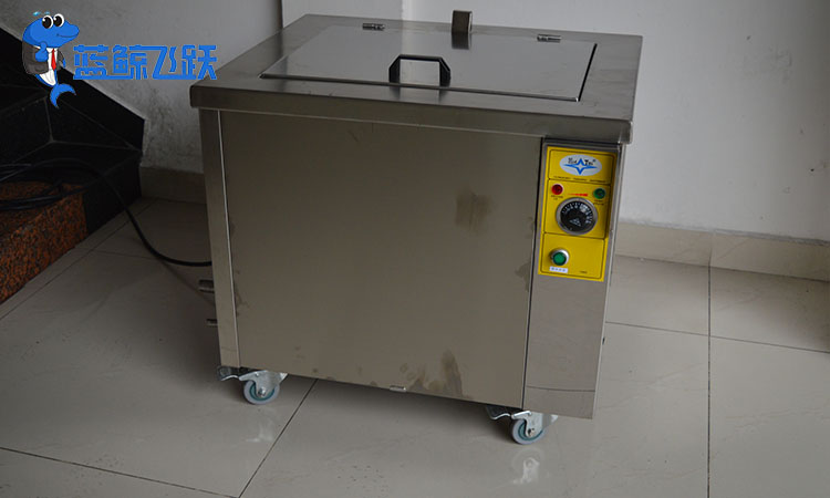 超声波清洗器：电子制造的清洁之选