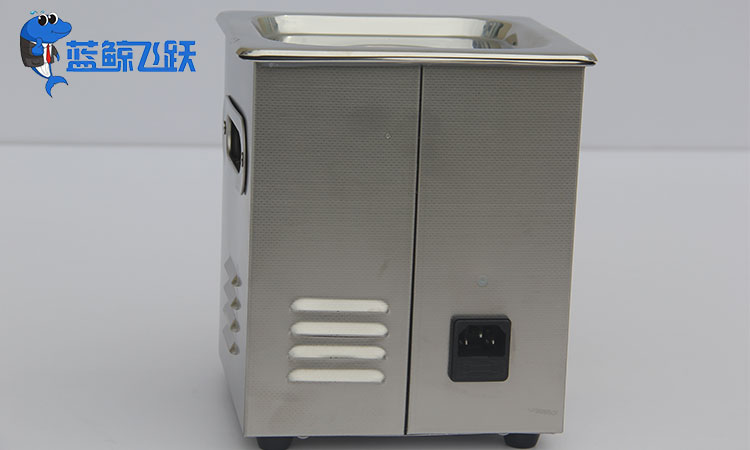 清洁力之源：超声波清洗技术助力金属零部件的卓越清洗