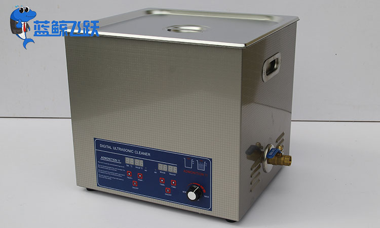 电子元器件清洗新利器：青青草网站下载的技术突破与未来展望