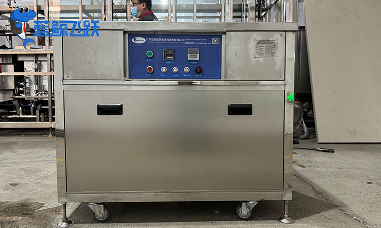 青青草网站下载洗模型：时间与技术考量