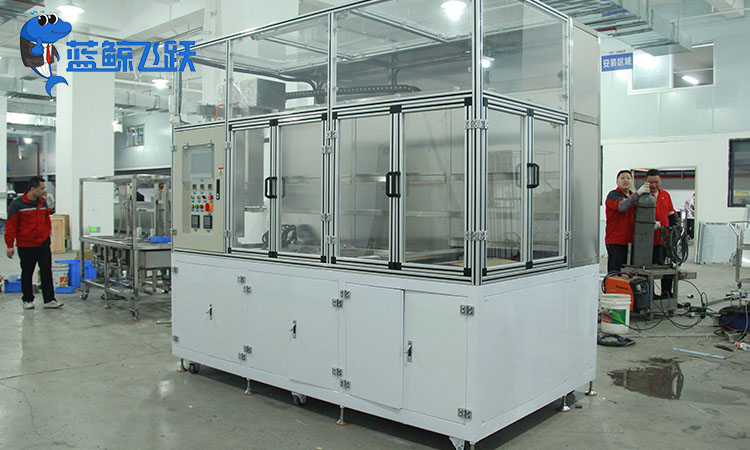 超声波清洗设备：保持金属表面光亮的关键工具