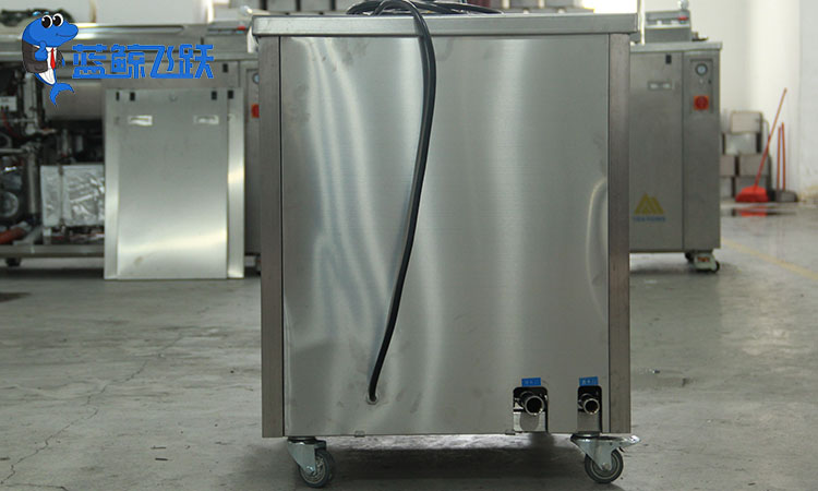 青青草网站下载哪个品牌好用？——全面解析与推荐