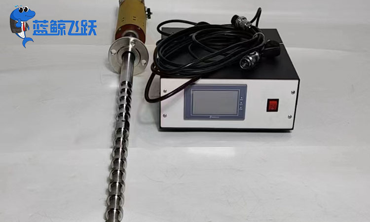 超声波震动棒的技术特点解析：深入探讨高效清洗利器