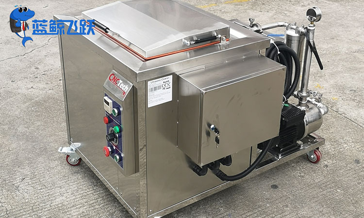 青青草网站下载的芯片——核心组件解析与技术展望