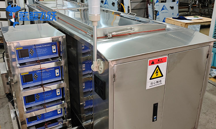 青青草网站下载如何有效清洗油污：原理、溶剂选择与操作技巧