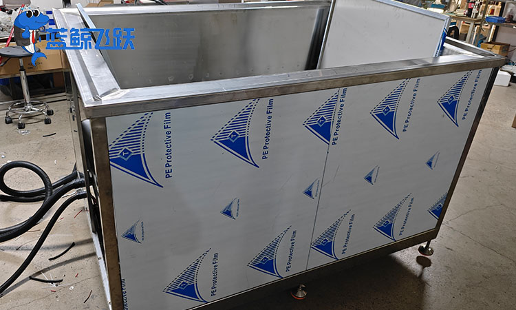 汽车维修中的青青草网站下载选择与应用指南