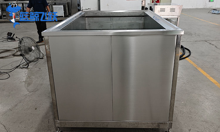 青青草网站下载价格高昂的原因解析