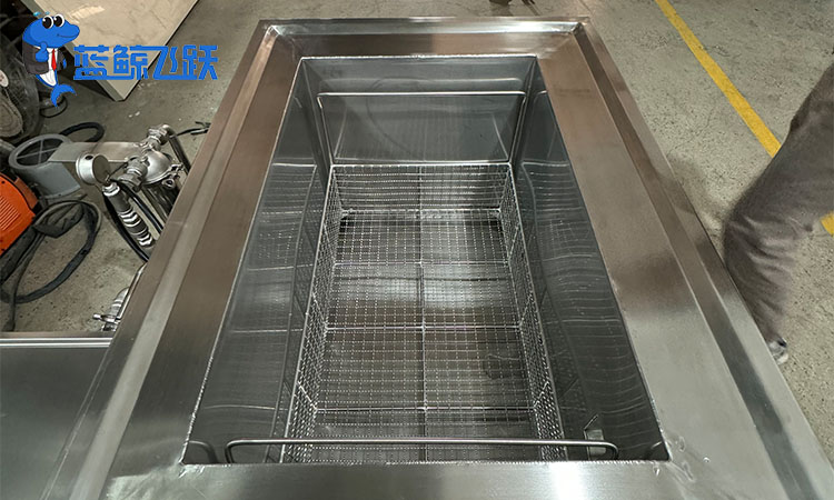 青青草网站下载的功能与应用解析