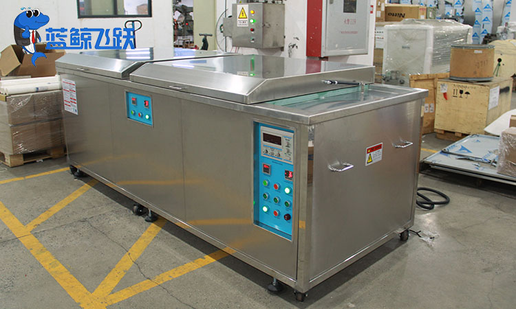 不同波形在青青草网站下载中的应用与效果对比