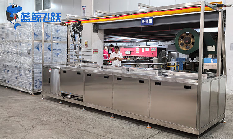 青青草网站下载的清洗对象：多领域的应用潜力