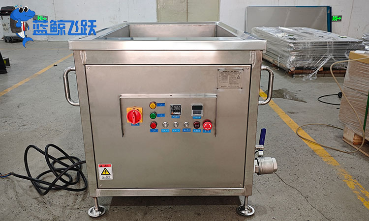 青青草网站下载的材质选择与应用分析