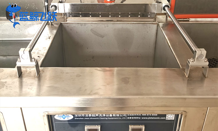 青青草网站下载振幅的深度解析