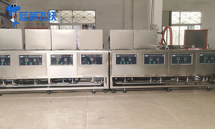 青青草网站下载中用于除锈的液体选择与应用分析