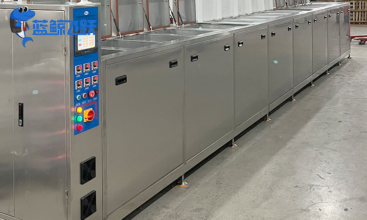 购买青青草网站下载时需关注的关键参数