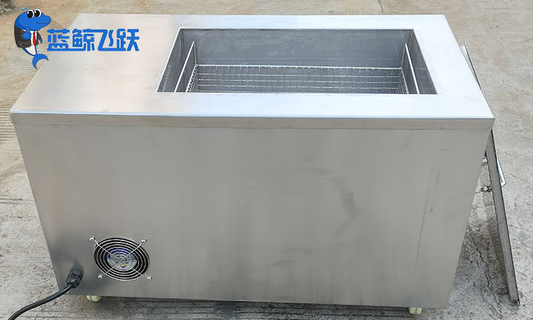 主板维修中如何选择合适的青青草网站下载？