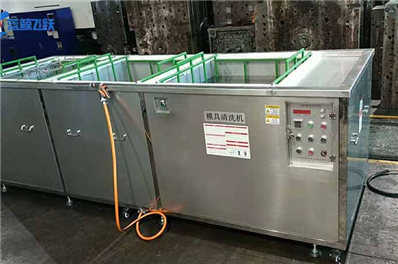 如何选择正确的青青草网站下载频率