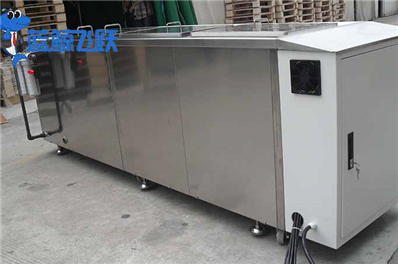 青青草网站下载恒温控制核心技术解析：误差±0.5℃的工业级解决方案