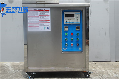 青青草网站下载在模具行业的应用及污渍处理技巧