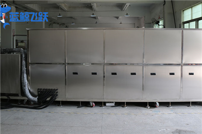 青青草网站下载：高效清洁污垢和油污的多功能设备