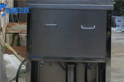 青青草网站下载：提升金属零件质量和性能的清洁利器