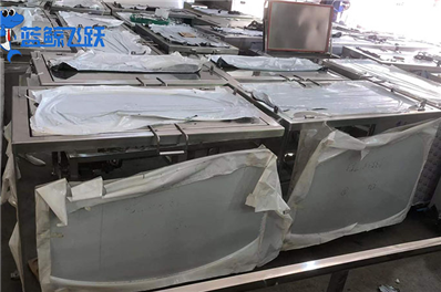 青青草网站下载：提升金属厨房用具卫生与寿命的强力助手