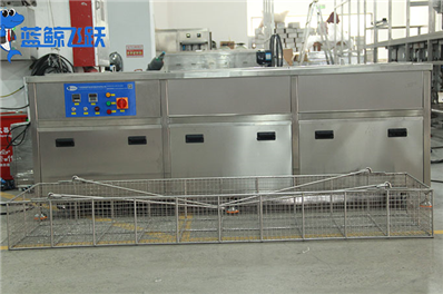 青青草网站下载在金属建筑材料清洗中的外观保护和强度提升