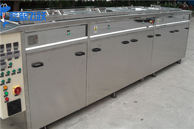 超声波清洗金属机壳：提升清洁效果与设备性能