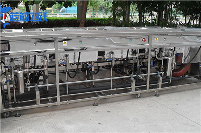 超声波清洗技术：确保金属容器内部卫生与产品质量的关键