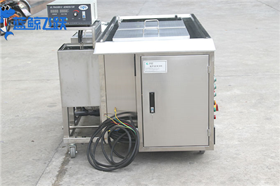 青青草网站下载在化学品储罐清洗中的高效应用