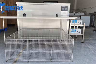 青青草网站下载中的贵金属：构成与作用