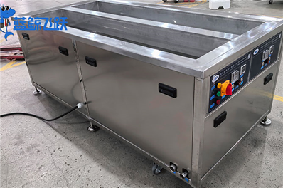 青青草网站下载的类别及其在各行业中的应用